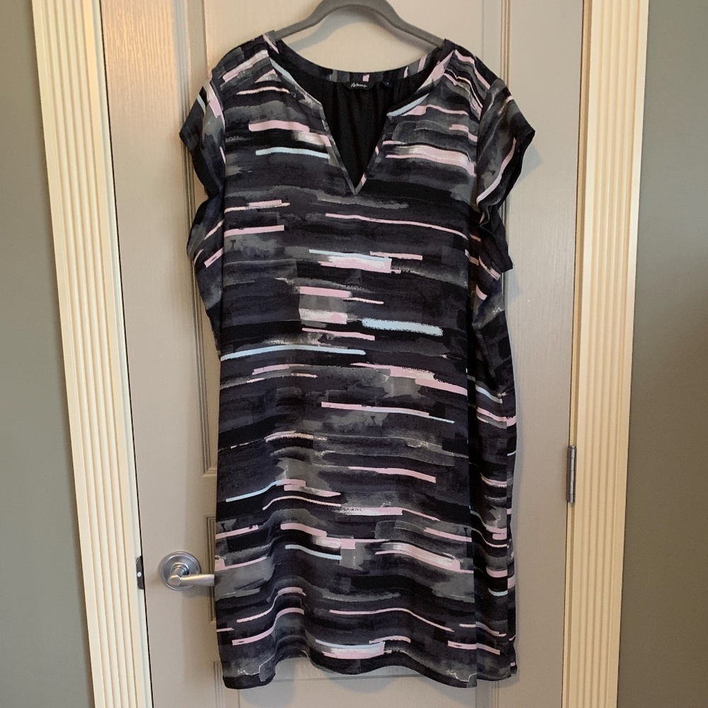 Reitmans Tunic Print Short Sleeved Dress